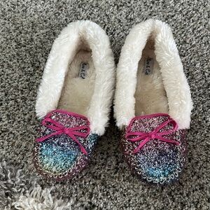 Girls sparkle slipper